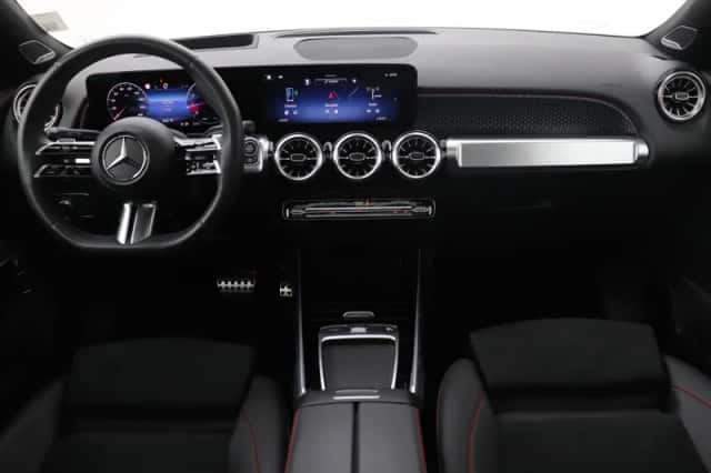 Mercedes-Benz GLB-Klasse (2024) thumbnail 4
