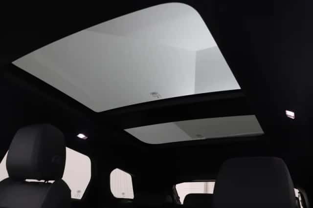 Land Rover Range Rover Evoque (2026) thumbnail 11