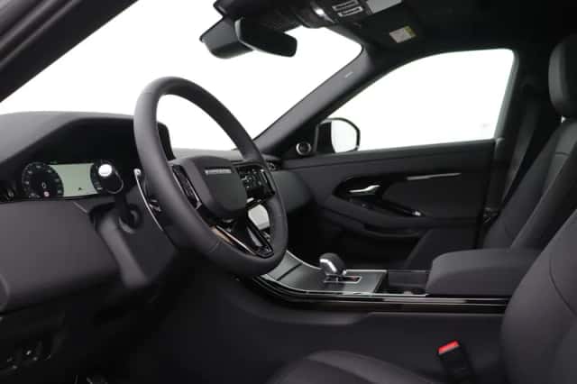 Land Rover Range Rover Evoque (2026) thumbnail 3