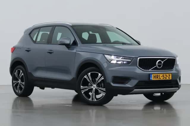Volvo XC40 (2022) thumbnail 1