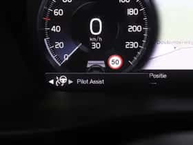 Volvo XC40 (2022) thumbnail 14
