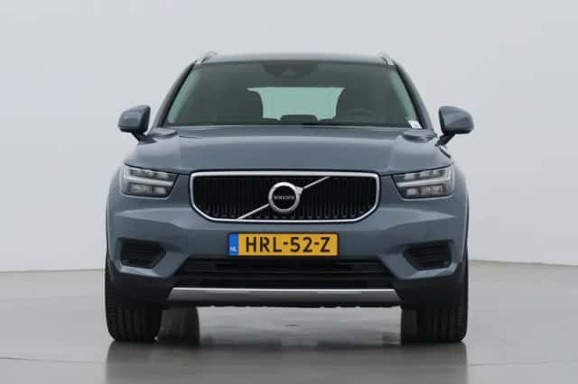 Volvo XC40 (2022) thumbnail 16