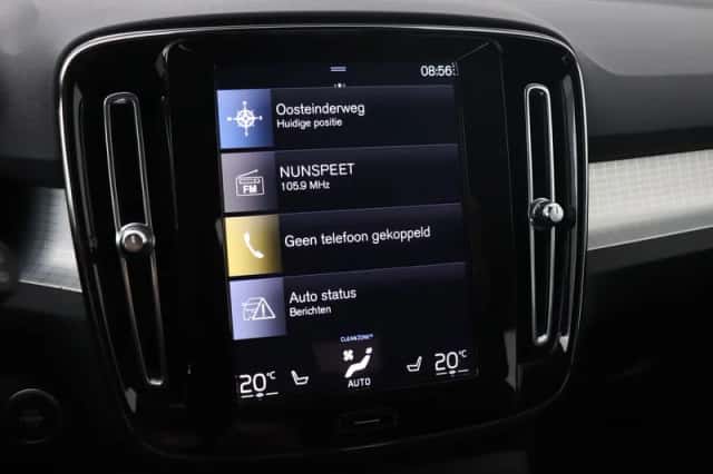 Volvo XC40 (2022) thumbnail 20