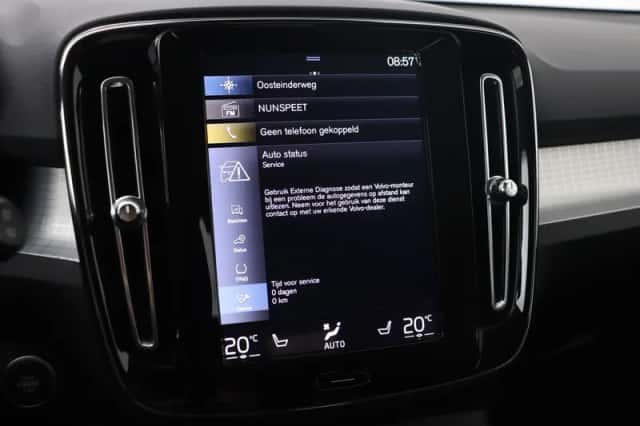 Volvo XC40 (2022) thumbnail 26