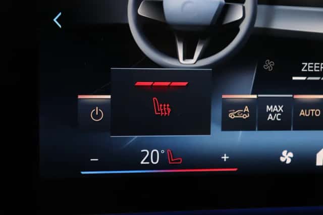 BMW X1 (2025) thumbnail 12
