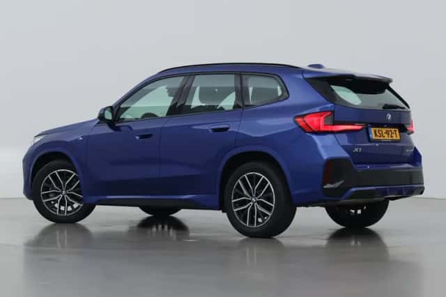 BMW X1 (2025) thumbnail 2