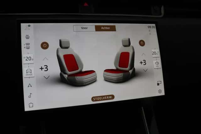 Land Rover Range Rover Evoque (2026) thumbnail 25