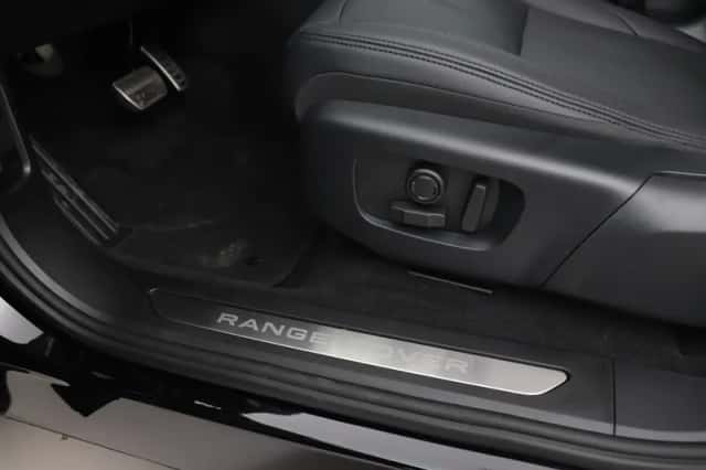 Land Rover Range Rover Evoque (2026) thumbnail 53