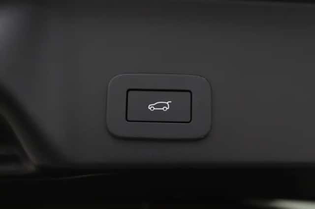Land Rover Range Rover Evoque (2026) thumbnail 59