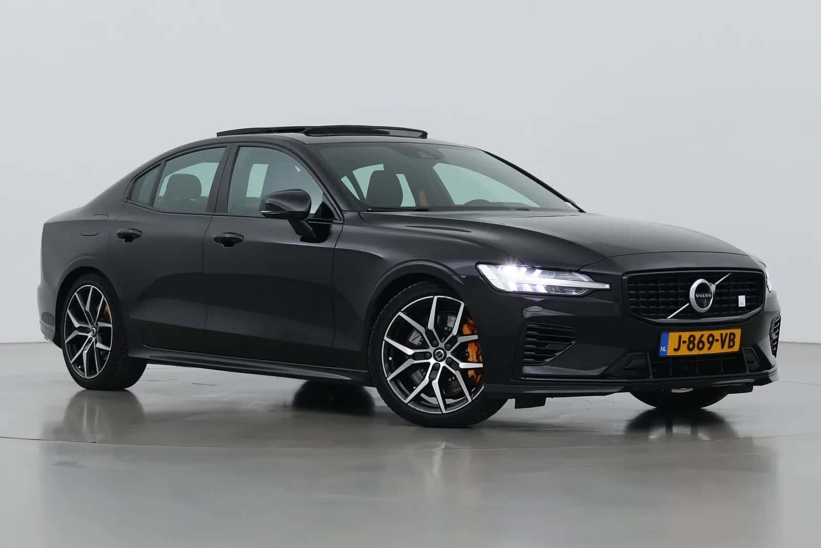 Volvo S60 (2020) — foto 1