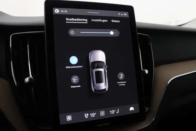 Volvo XC60 (2026) thumbnail 32
