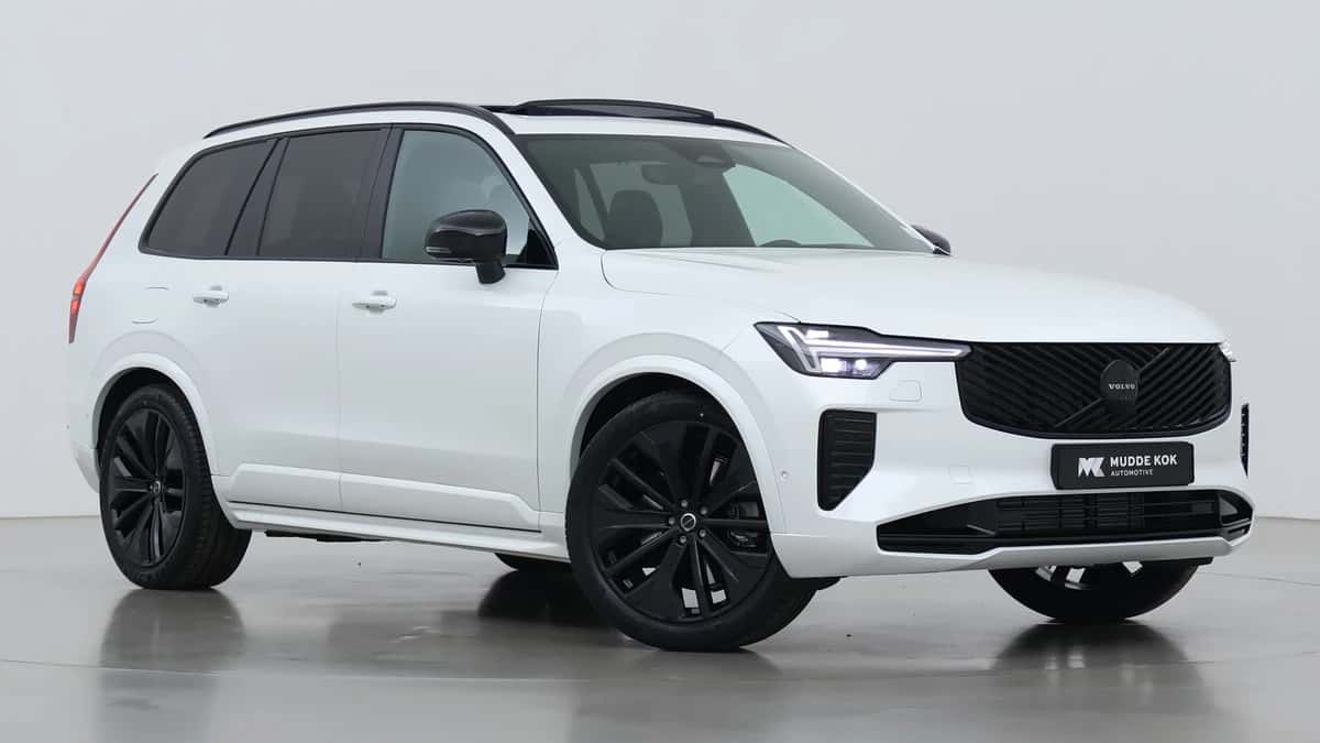 Volvo XC90 (2026) — foto 1