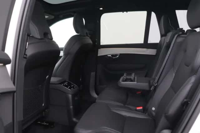 Volvo XC90 (2026) thumbnail 53
