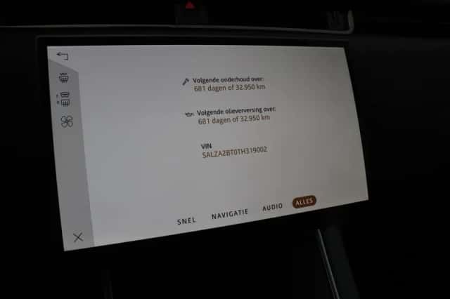 Land Rover Range Rover Evoque (2026) thumbnail 39