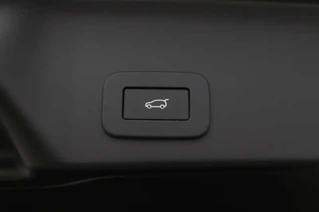 Land Rover Range Rover Evoque (2026) thumbnail 57