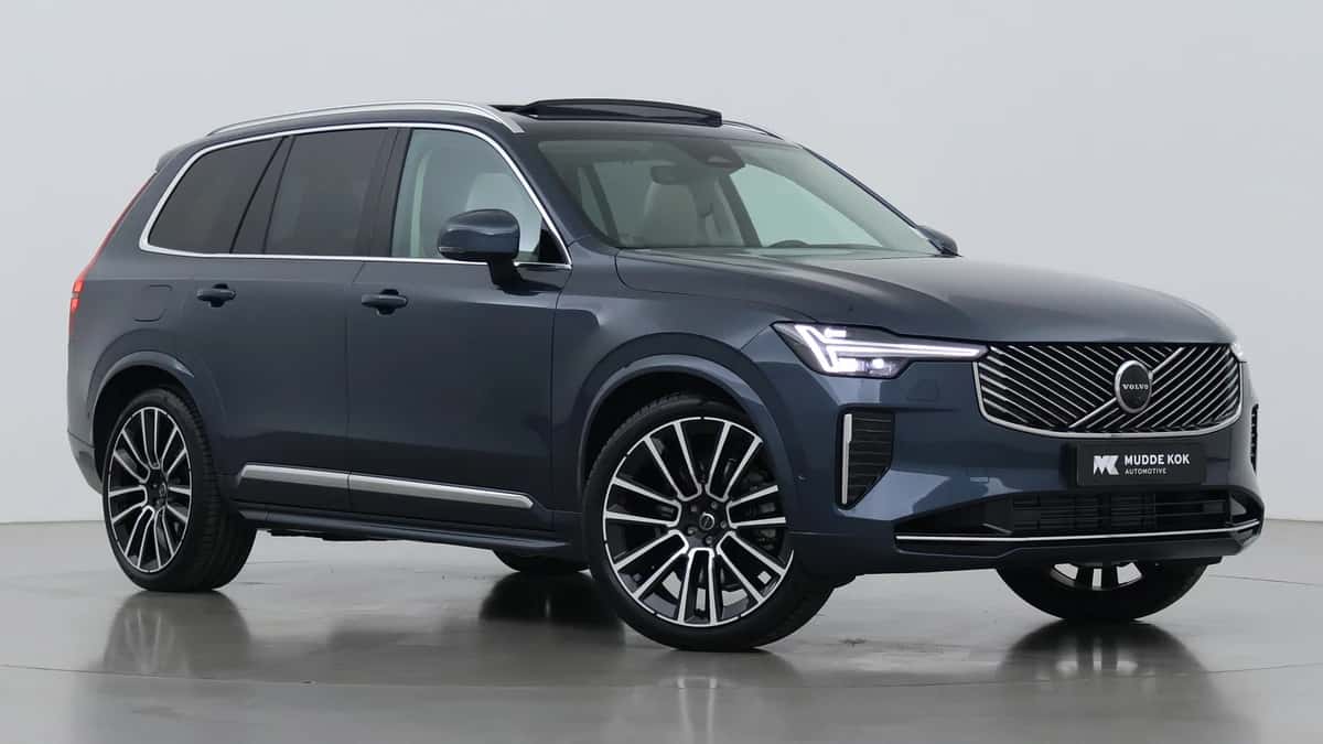 Volvo XC90 (2026) — foto 1