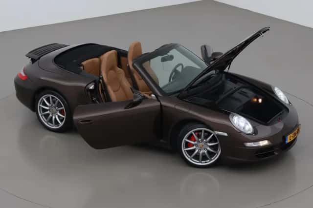 Porsche 911 (2008) thumbnail 6
