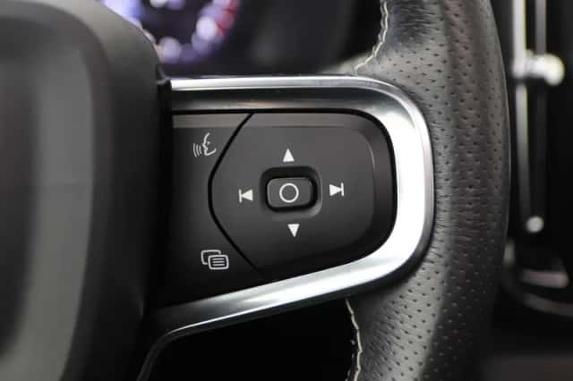 Volvo XC40 (2022) thumbnail 36