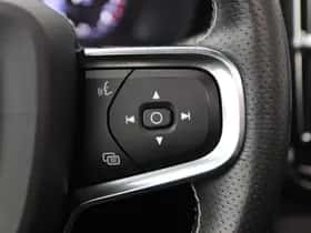 Volvo XC40 (2022) thumbnail 36