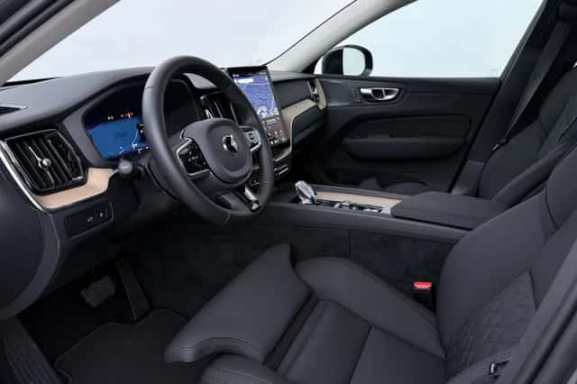 Volvo XC60 (2026) thumbnail 3
