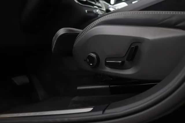 Volvo XC60 (2025) thumbnail 48