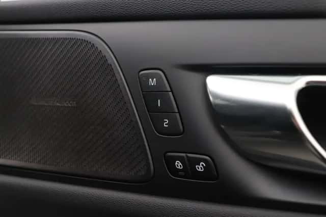 Volvo V60 (2020) thumbnail 50
