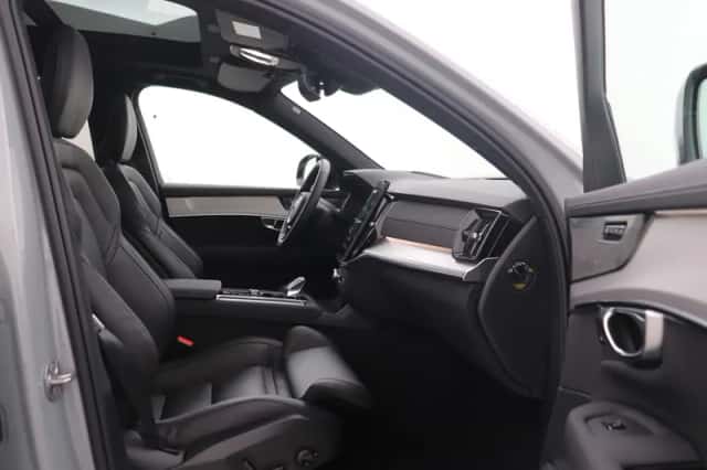 Volvo XC90 (2026) thumbnail 5