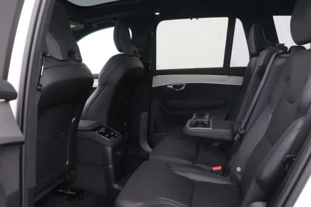 Volvo XC90 (2026) thumbnail 53