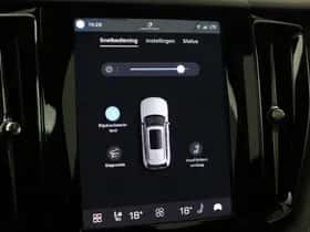Volvo XC60 (2025) thumbnail 32