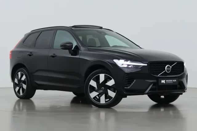 Volvo XC60 (2025) thumbnail 1