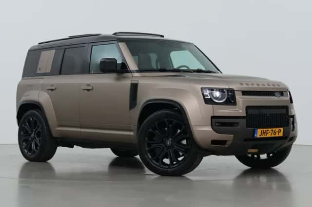 Land Rover Defender (2025) thumbnail 1
