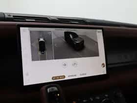 Land Rover Defender thumbnail 11