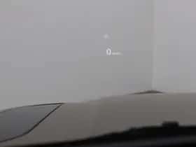 Land Rover Defender thumbnail 17
