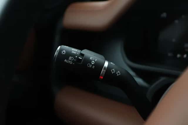 Land Rover Defender (2025) thumbnail 44
