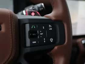 Land Rover Defender thumbnail 45