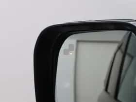 Land Rover Defender thumbnail 50