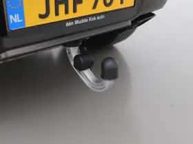 Land Rover Defender thumbnail 57