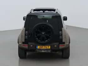 Land Rover Defender thumbnail 9