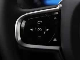 Volvo XC60 thumbnail 38