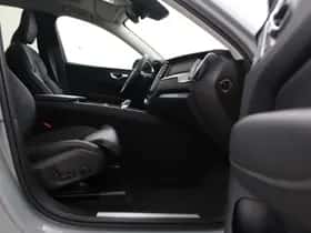 Volvo XC60 thumbnail 5