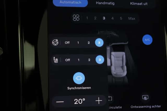 Volvo XC60 (2023) thumbnail 29