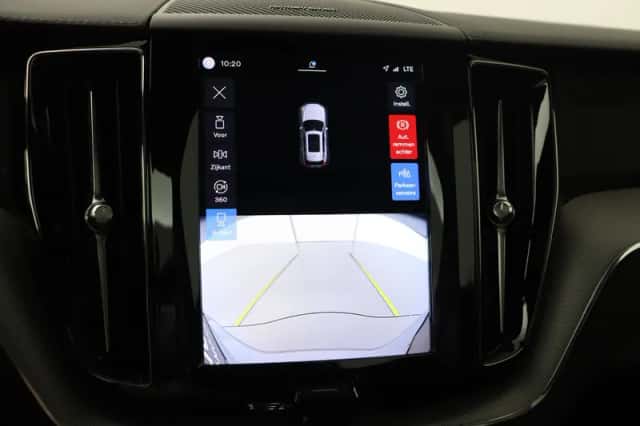 Volvo XC60 (2023) thumbnail 30
