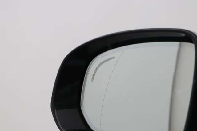 Volvo XC60 (2023) thumbnail 38