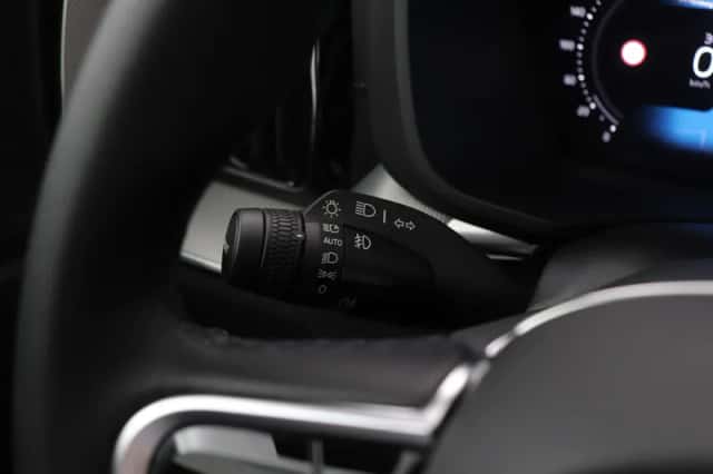 Volvo XC60 (2023) thumbnail 44