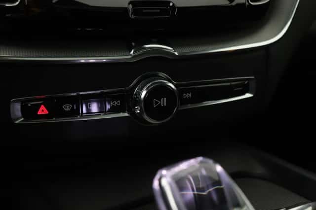 Volvo XC60 (2023) thumbnail 38