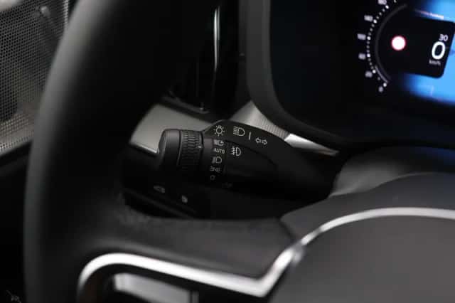 Volvo XC60 (2023) thumbnail 43