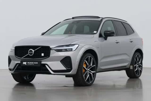 Volvo XC60 (2023) thumbnail 8