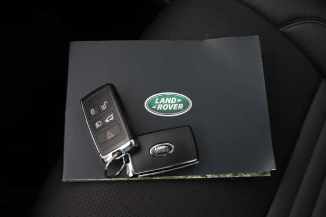 Land Rover Discovery Sport (2025) thumbnail 18