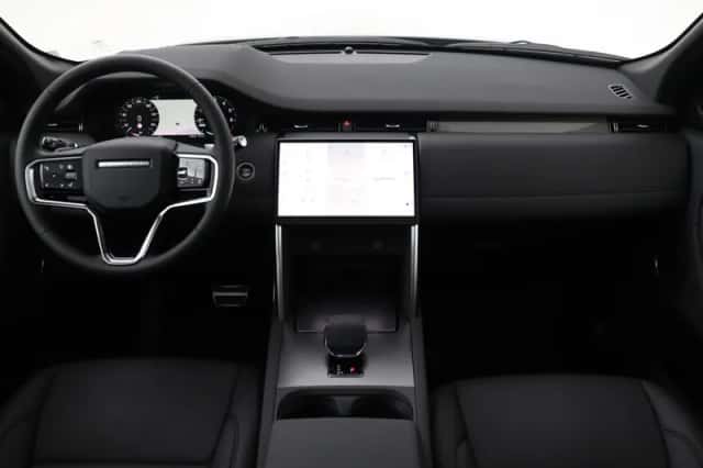 Land Rover Discovery Sport (2025) thumbnail 4
