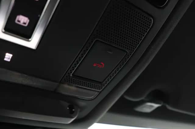 Land Rover Discovery Sport (2025) thumbnail 41